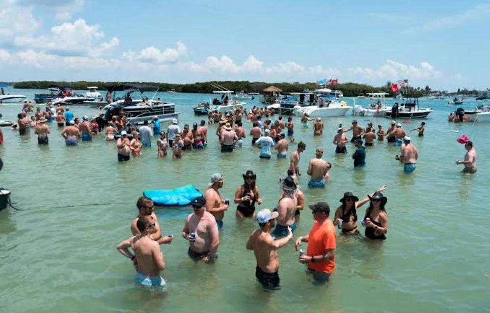 Puting Balas Sandbar in Pagadian Pictures