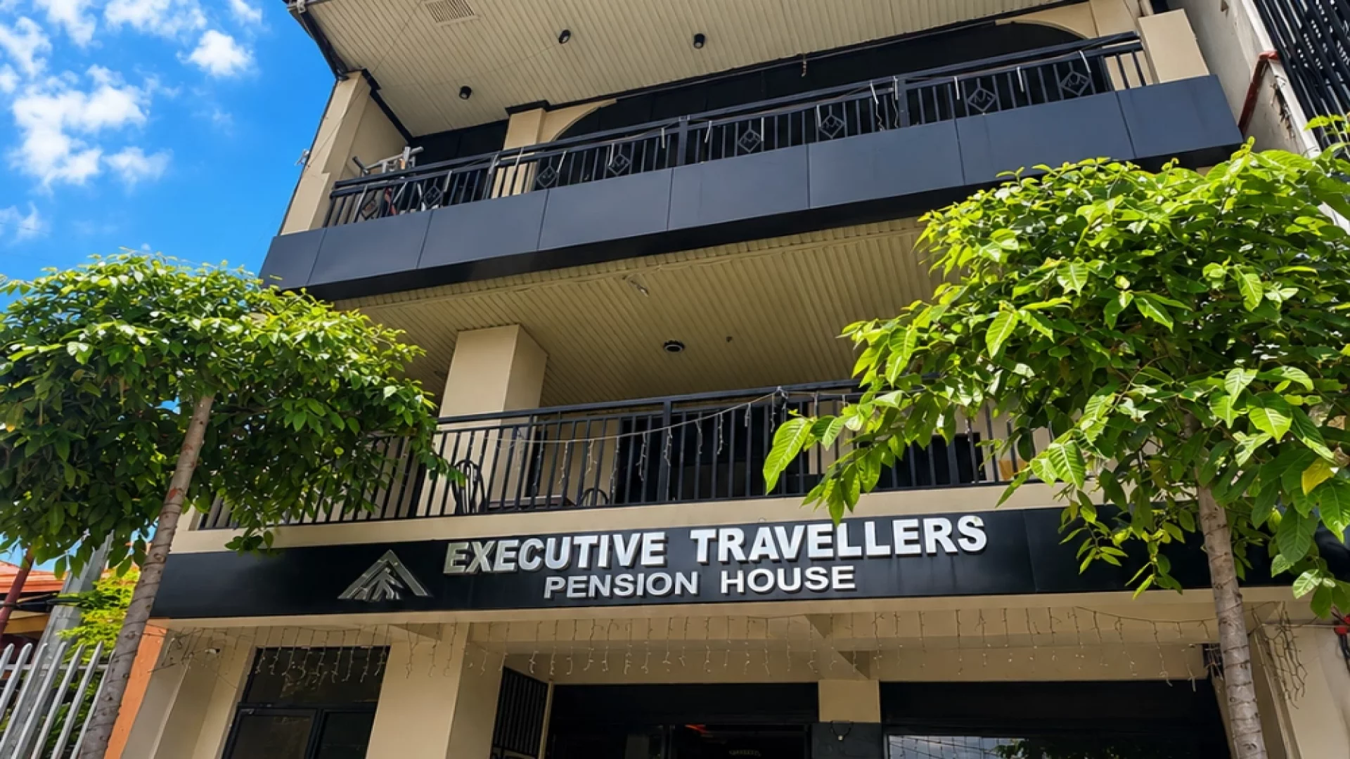 Executive Travellers Pension House